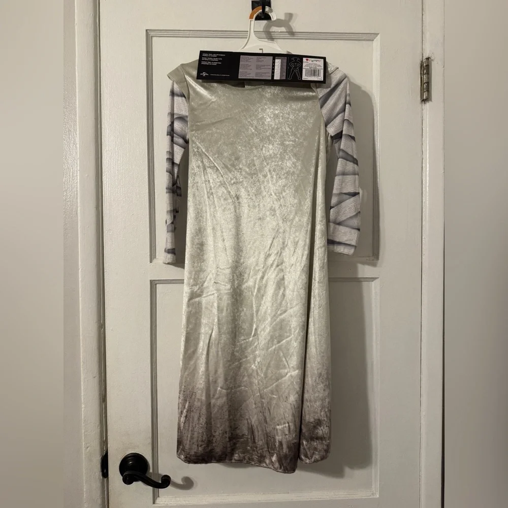 Bride of Frankenstein Child Costume Sz small 4/6x